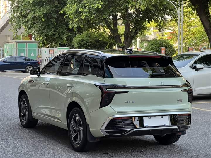 Hongqi HS3 2023 1.5 T 2 WD — фото 10