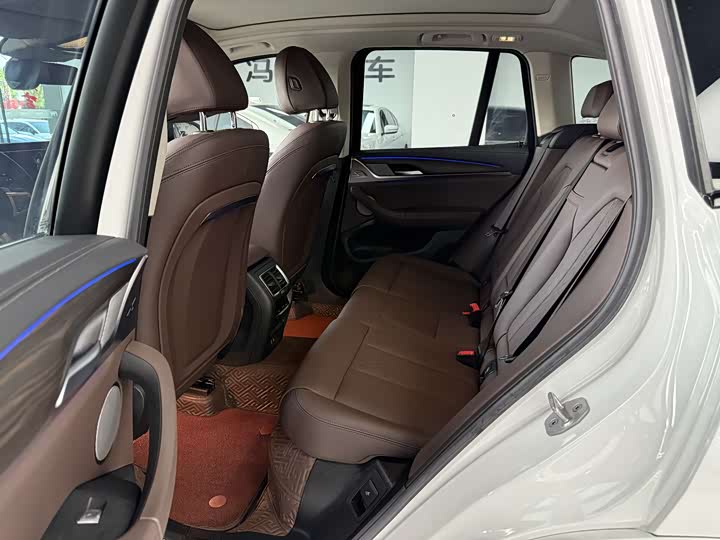 BMW X3 2022 x Drive 30i Leading M — фото 9