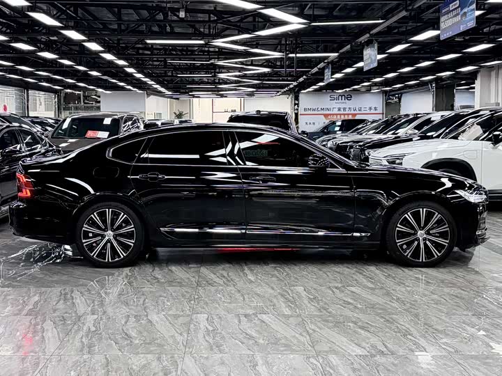 Volvo S90 2024 B 5 — фото 4