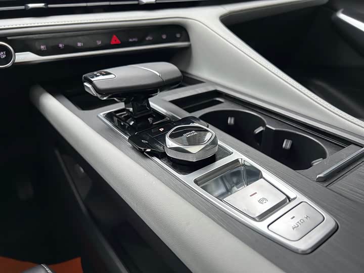 Changan CS75 PLUS 2025 1.5 T — фото 15