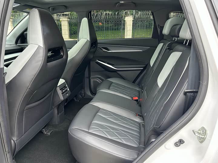 Changan CS75 PLUS 2025 1.5 T — фото 9