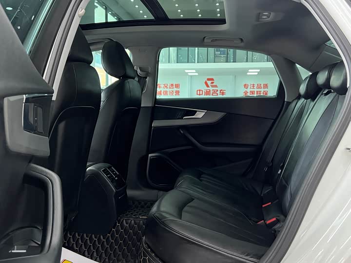 Audi A4L 2019 40 TFSI VI — фото 9