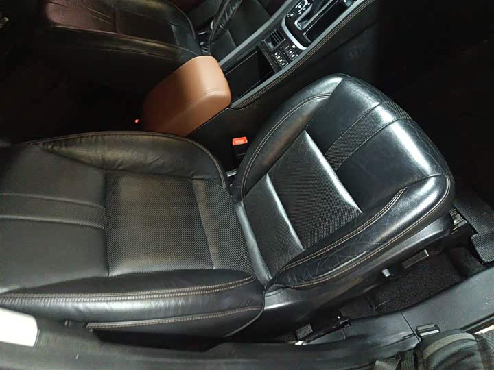 Trumpchi GS8 2017 320 T 2 WD ( ) — фото 20