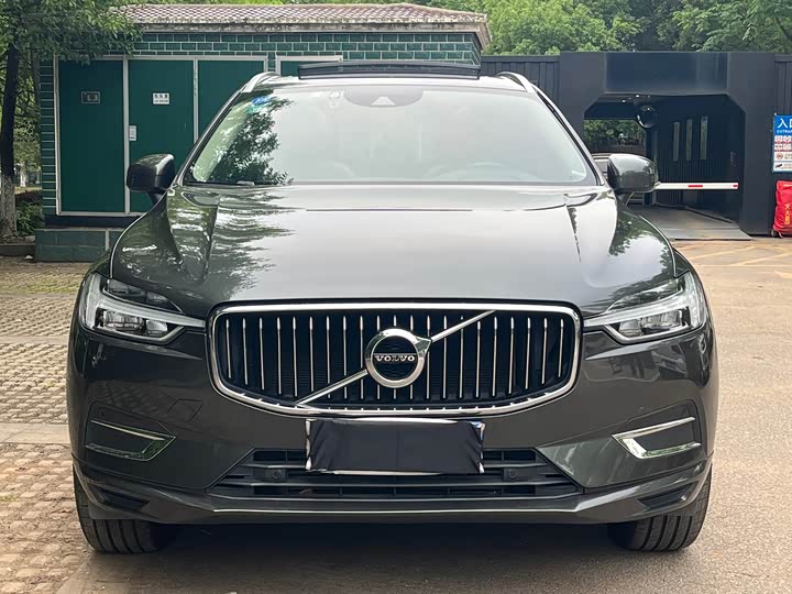 Volvo XC60 2019 T 5 4 WD VI — фото 2