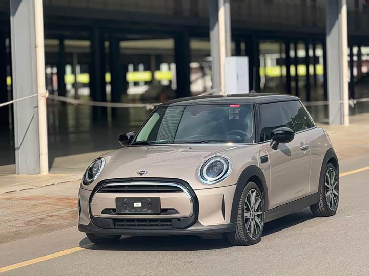 MINI Hatch — фото 1