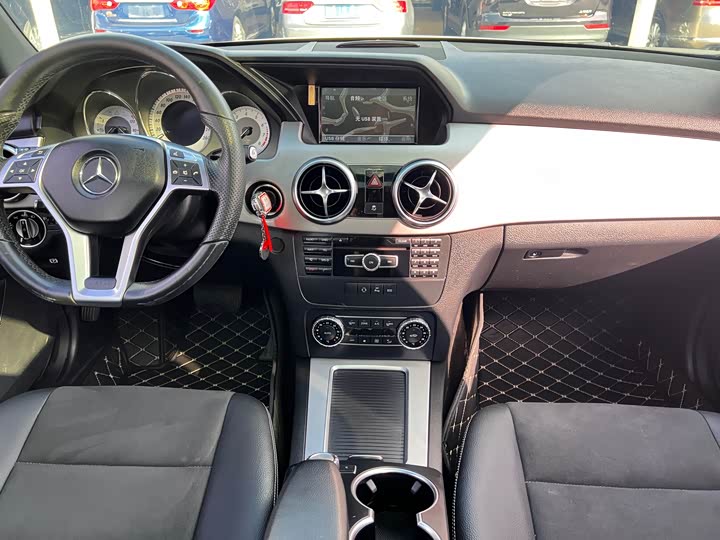 Mercedes-Benz GLK-Class 2015 GLK 260 4 MATIC — фото 14