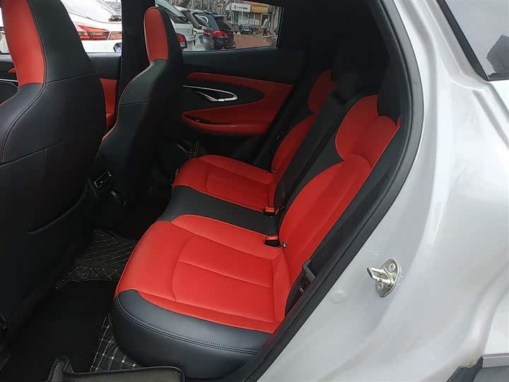 Changan UNI-T 2020 1.5 T Flagship — фото 17