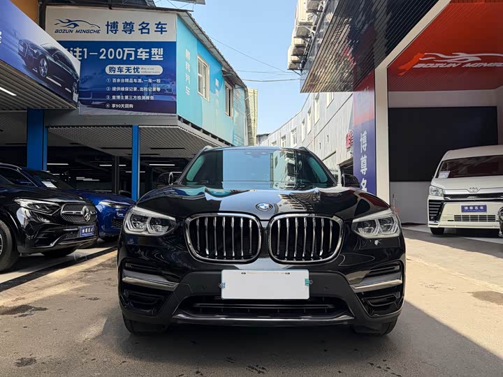 BMW X3 2021 x Drive 28i — фото 2