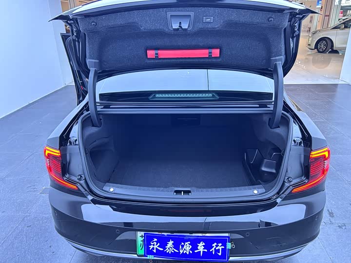 Volvo S90 Hybrid 2024 Hybrid 4 WD — фото 18