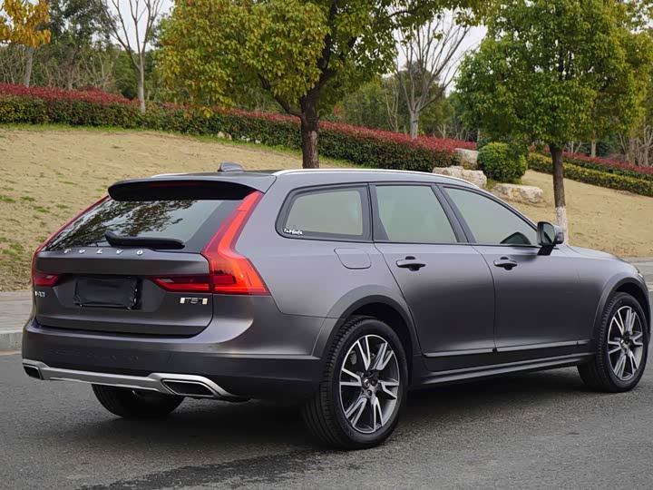 Volvo V90 2020 Cross Country T 5 AWD — фото 23