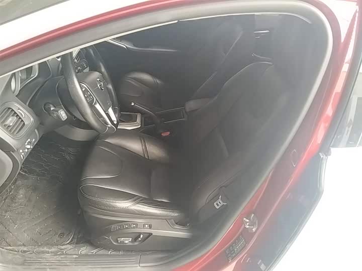Volvo V40 2019 T 3 — фото 15