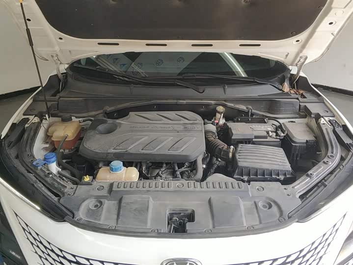 Changan UNI-T 2020 1.5 T Premium — фото 10