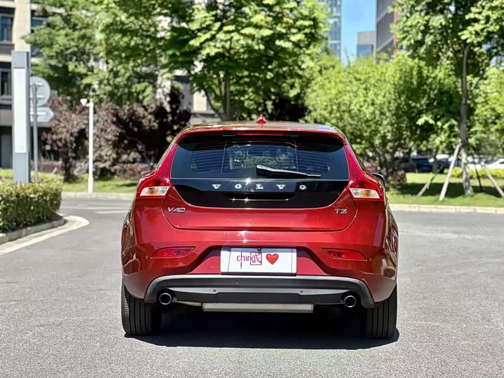 Volvo V40 2018 T 3 — фото 16