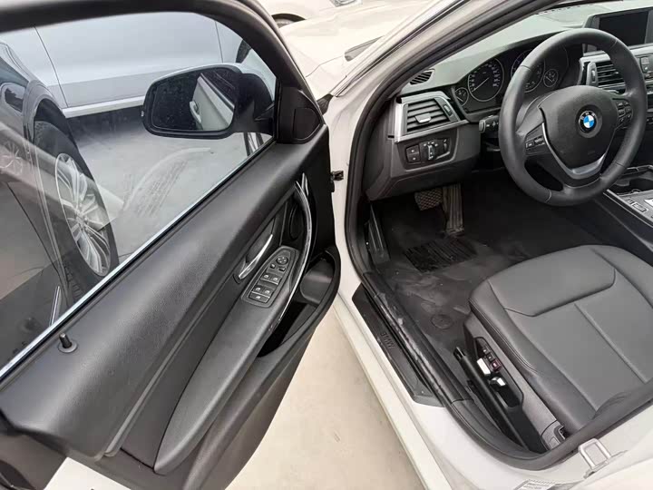 BMW 3 Series 320Li стиль — фото 6