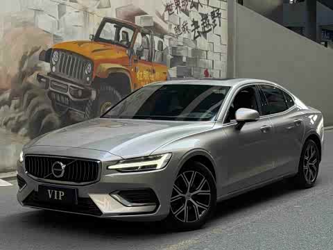 Volvo S60 2023 B 4 — фото 18