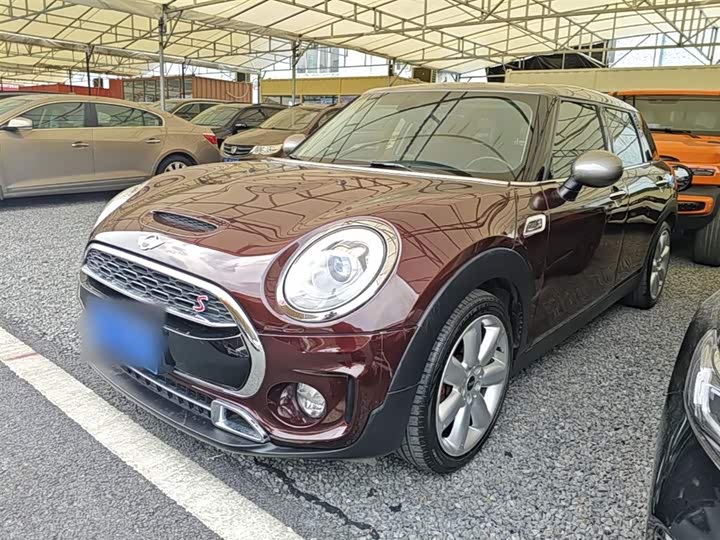 MINI Clubman — фото 1