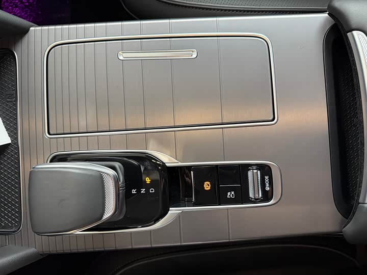 Hongqi HS7 PHEV 2024 2.0 T PHEV 4 WD 7 — фото 11