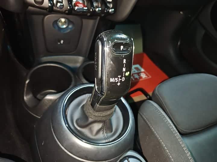 MINI Hatch — фото 14