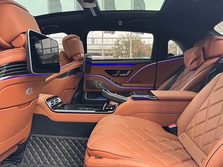 Maybach S-Class 2023 S 580 4 MATIC — фото 9