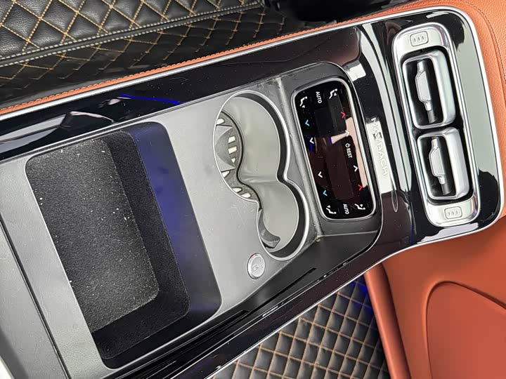 Maybach S-Class 2023 S 580 4 MATIC — фото 10
