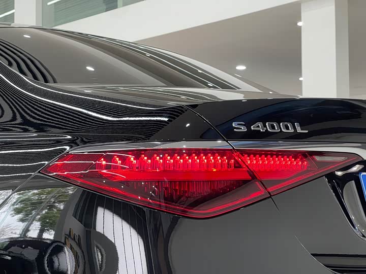 Mercedes-Benz S-Class 2022 S 400 L — фото 30