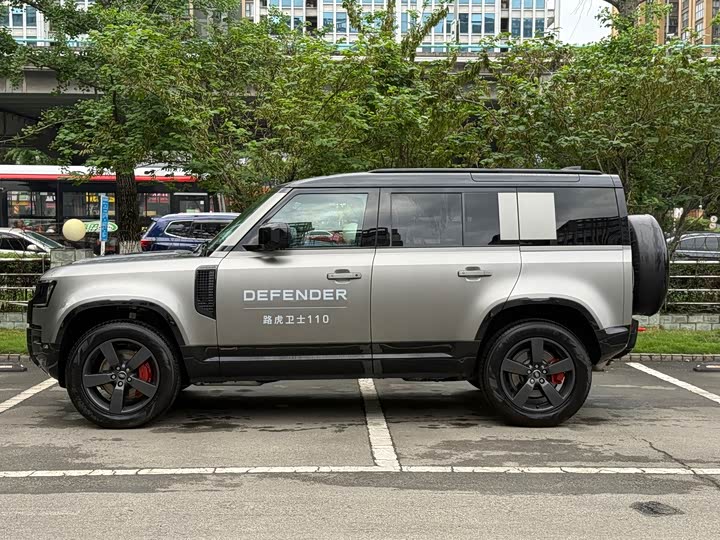 Land Rover Defender — фото 3