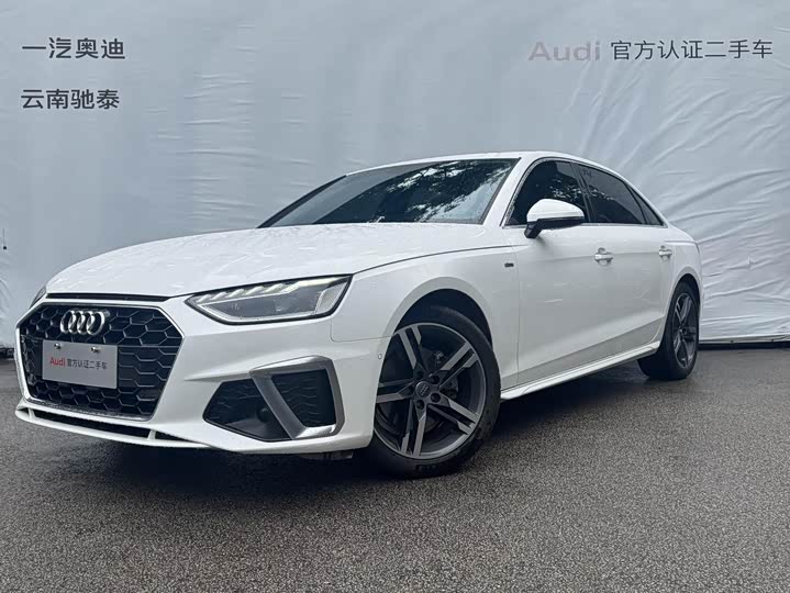 Audi A4L 2020 40 TFSI — фото 1