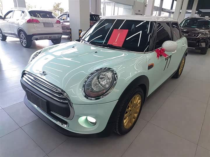 MINI Hatch — фото 1