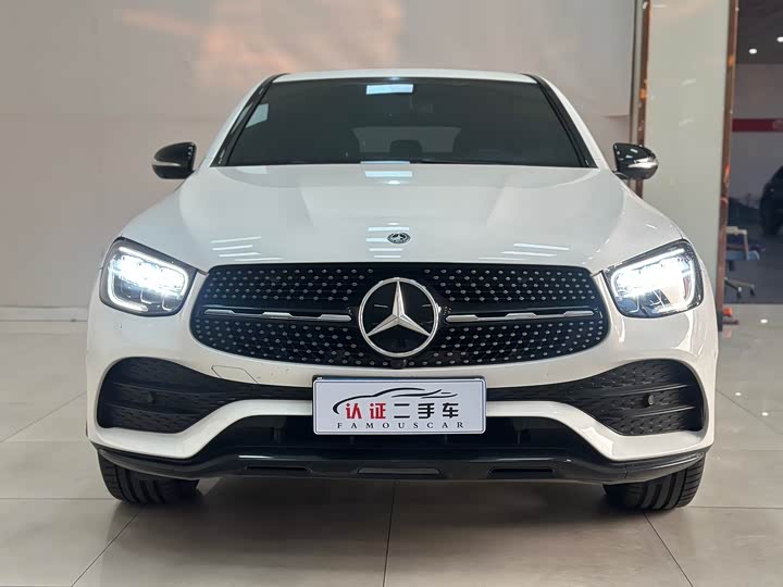 Mercedes-Benz GLC 2020 GLC 260 4 MATIC SUV — фото 2