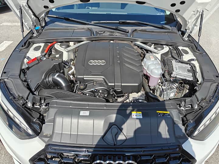 Audi A5 2024 Coupe 40 TFSI — фото 17
