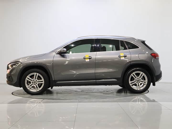 Mercedes-Benz GLA 2022 GLA 200 — фото 5