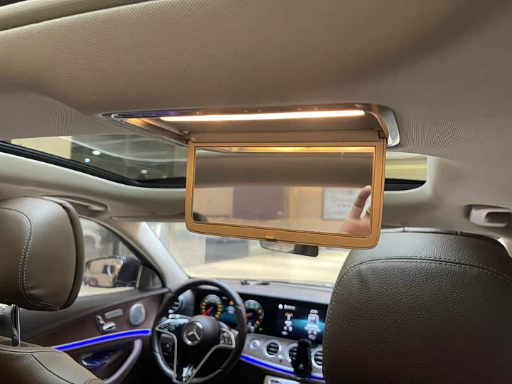 Mercedes-Benz E-Class рестайлинг E 260 L — фото 10