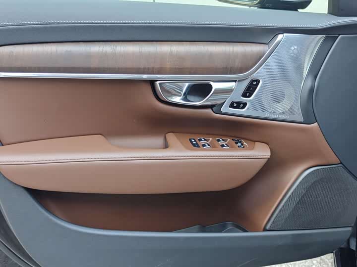 Volvo S90 Hybrid 2025 Hybrid 4 WD — фото 18