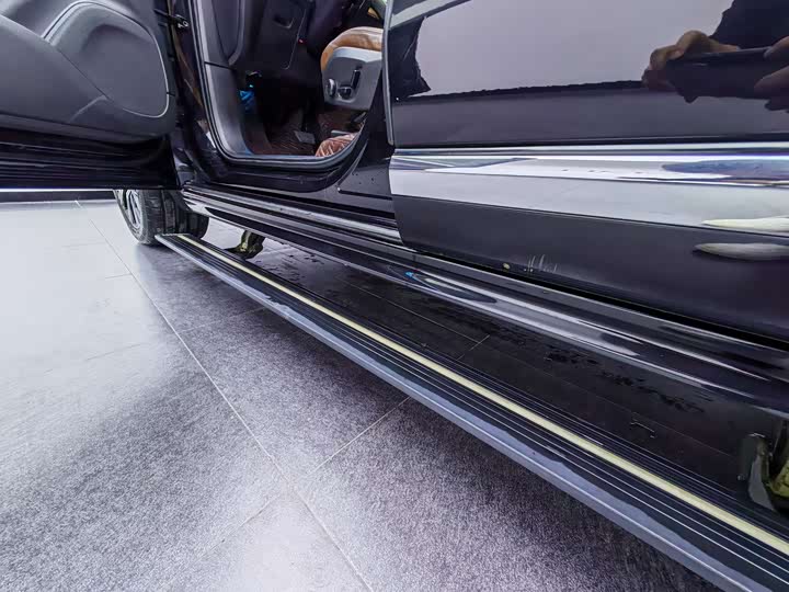 Volvo XC90 2022 B 6 7 — фото 16