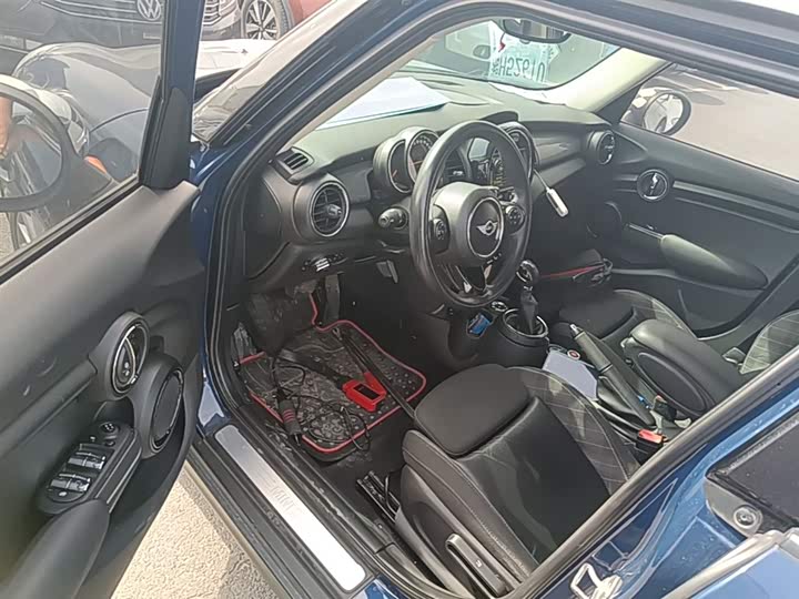 MINI Hatch — фото 16