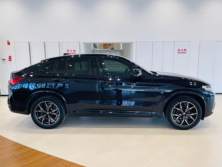 BMW X4 2022 x Drive 25i M — фото 3