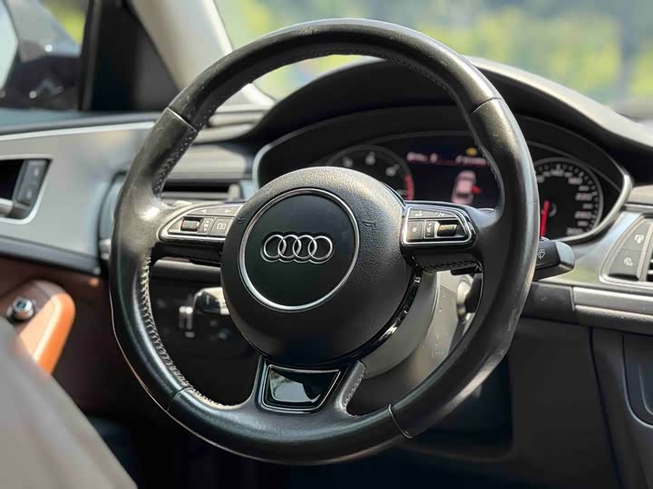 Audi A6L 45 TFSI quattro спорт — фото 10