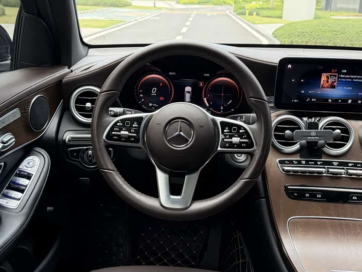 Mercedes-Benz GLC 2022 GLC 300 L 4 MATIC — фото 19