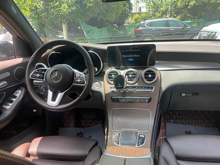 Mercedes-Benz GLC 260 L 4MATIC люкс — фото 6