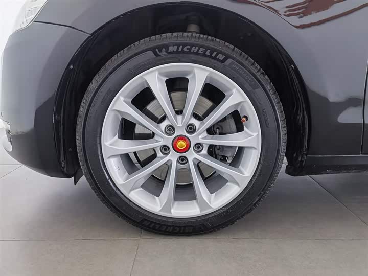 Hongqi H7 2015 3.0 L Premium — фото 17