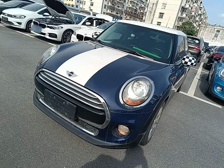 MINI Hatch — фото 1