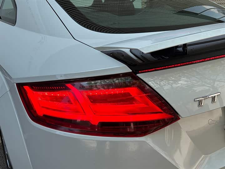 Audi TT 2017 TT Coupe 45 TFSI — фото 30