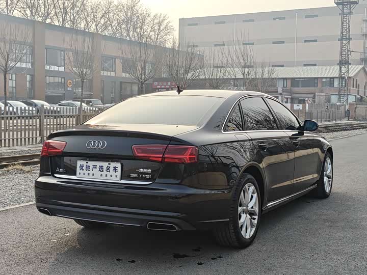 Audi A6L 2018 30 35 TFSI — фото 9