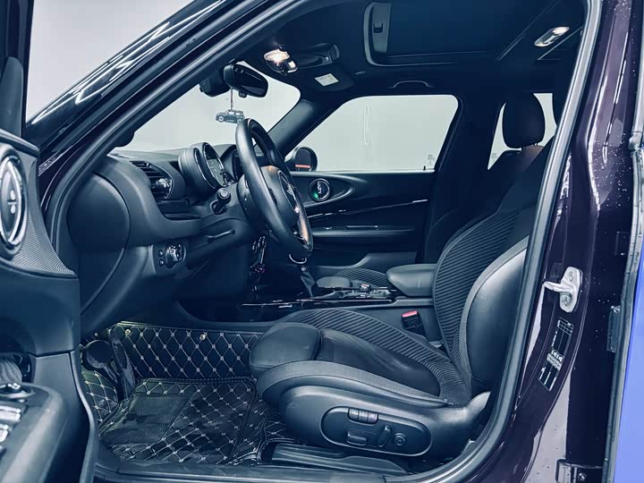 MINI Clubman — фото 9