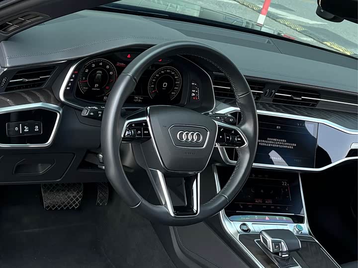 Audi A 6 2022 allroad quattro 55 TFSI — фото 12