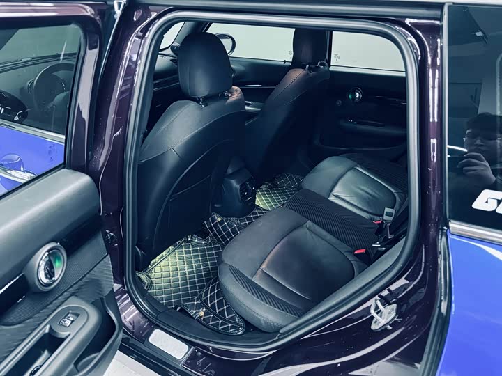 MINI Clubman — фото 10