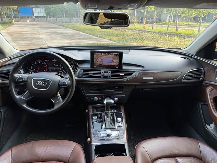 Audi A6L 35 FSI quattro комфорт — фото 9