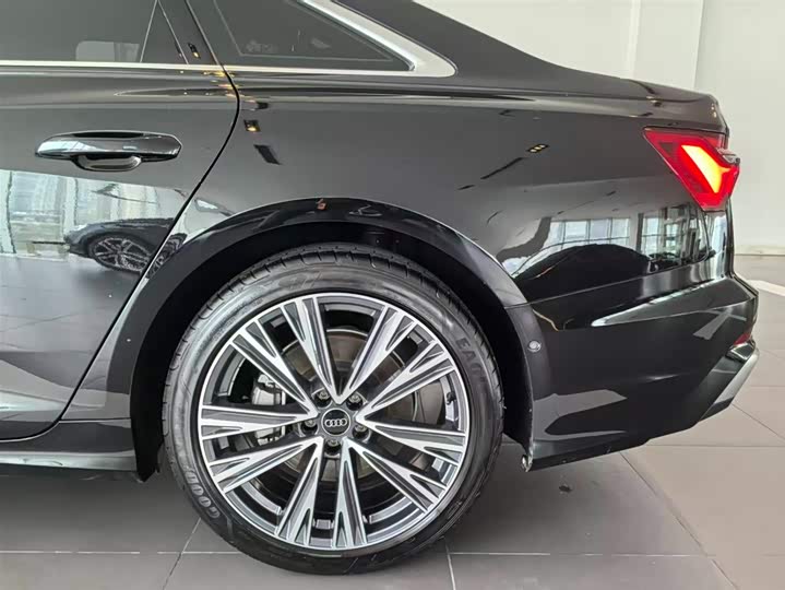 Audi A6L 2024 45 TFSI quattro — фото 19