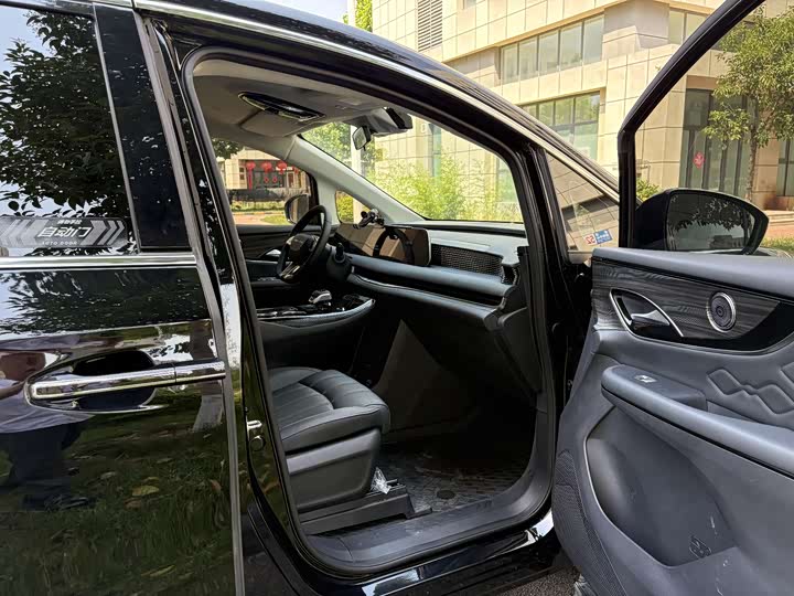 Dongfeng V 9 2026 200km Comfort — фото 15