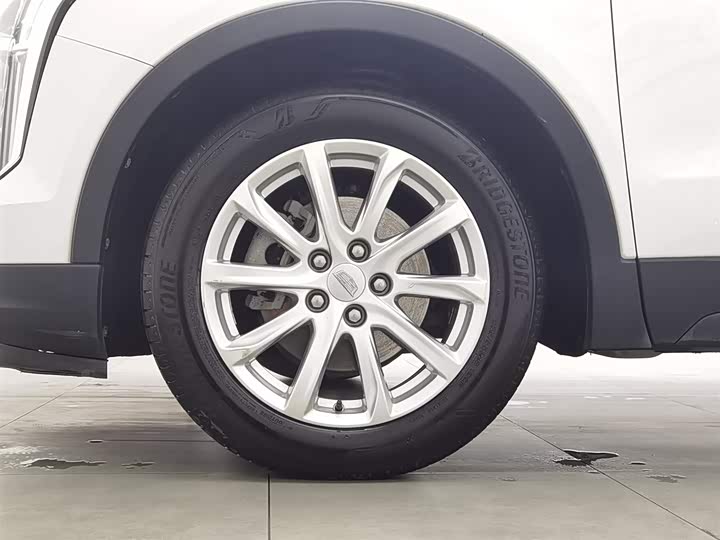 Cadillac XT 4 2020 28 T 2 WD — фото 17